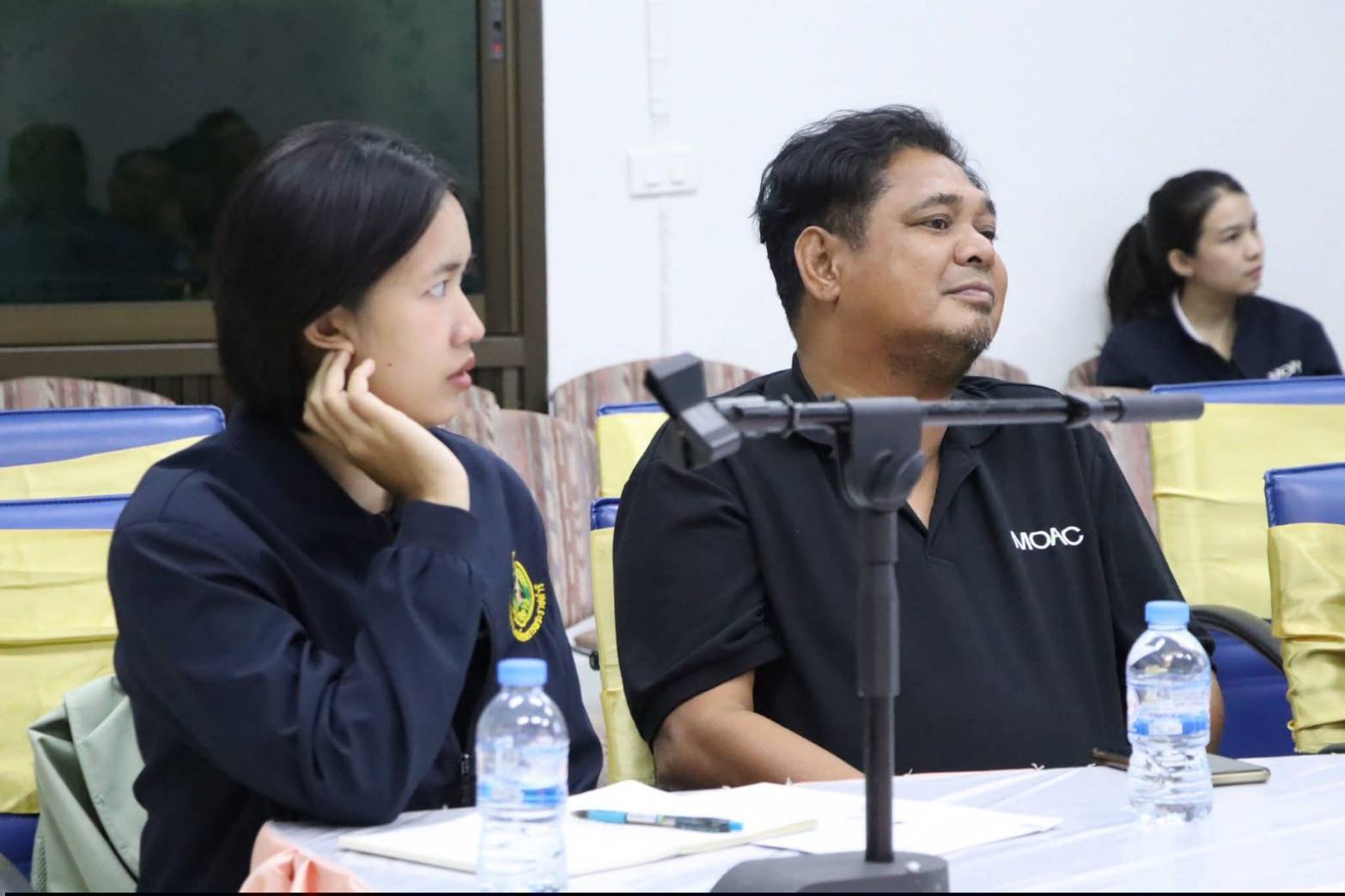 title - สำนักแผนงานและโครงการพิเศษ กระทรวงเกษตรและสหกรณ์ ร่วมกับผู้แทนหน่วยงานภายในสังกัดกระทรวงเกษตรและสหกรณ์ ประชุมติดตามความคืบหน้าและลงพื้นที่แปลงนาภายในศูนย์ส่งเสริมและพัฒนาอาชีพเสริมนอกภาคการเกษตร